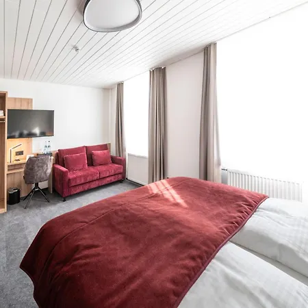 Hotel Krone 1516 *
