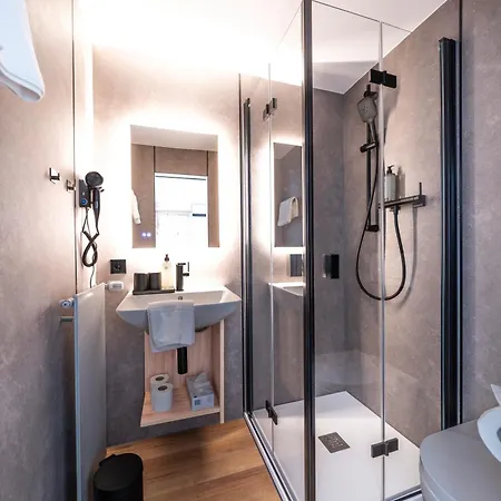 Hotel Krone 1516 *